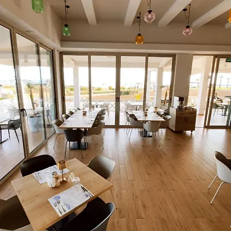 Thalassa Garden * Trikomo